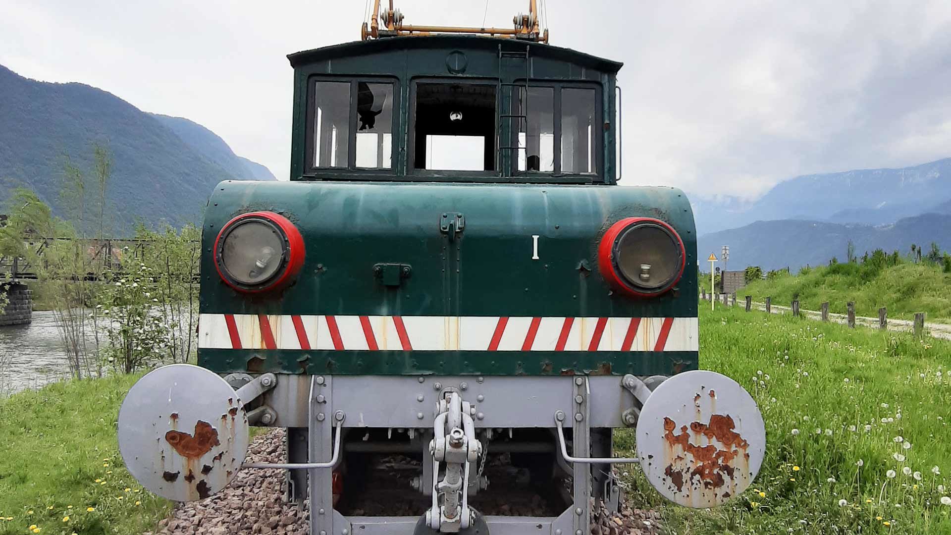 E-Lok der Lana-Burgstall-Bahn