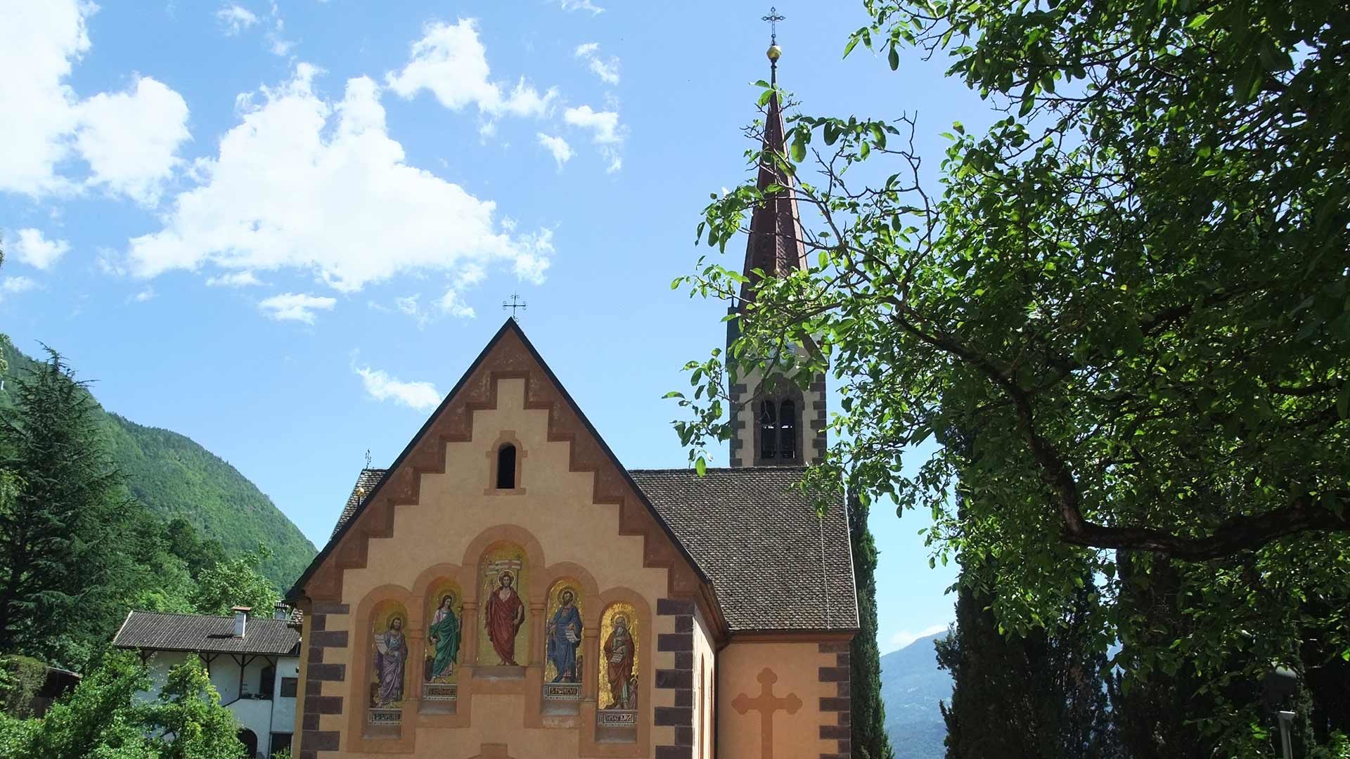 Die Pfarrkirche von Burgstall