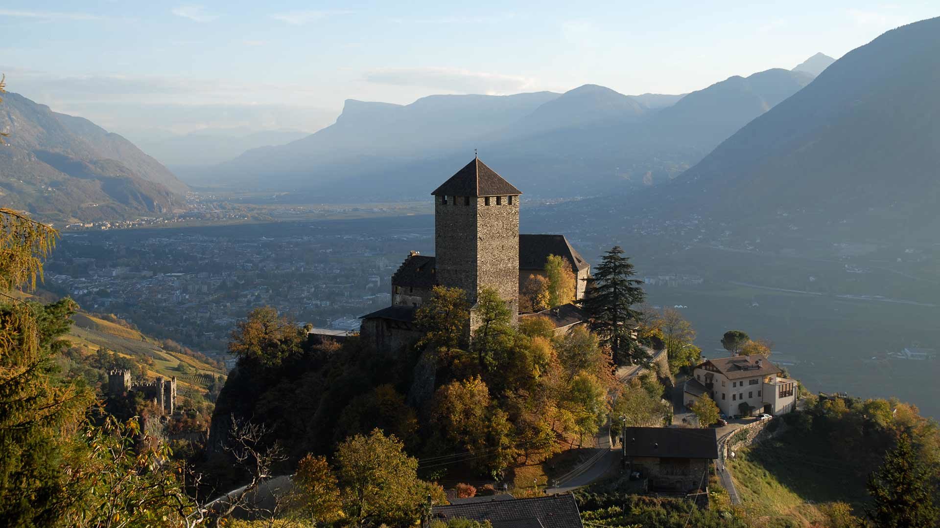 Blick auf Schloss Tirol