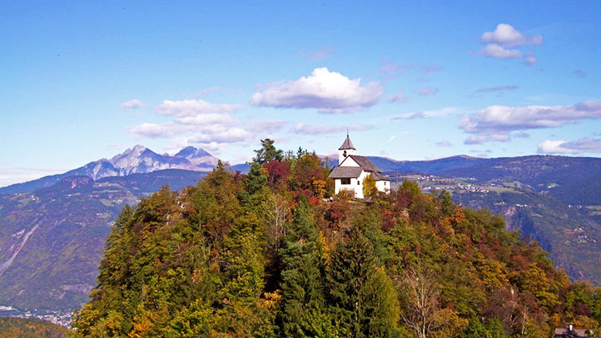 St. Apollonia Kirche in Obersirmian