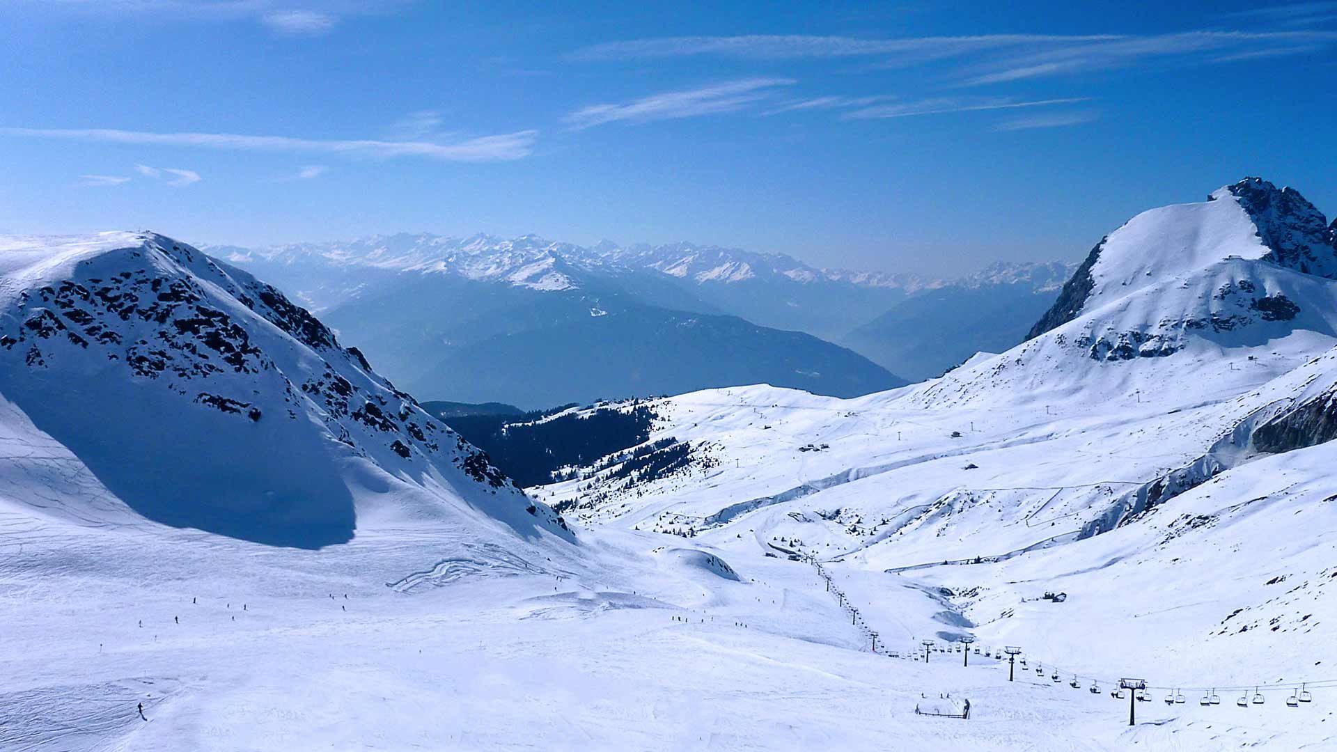 Blick auf das Skigebiet Meran 2000