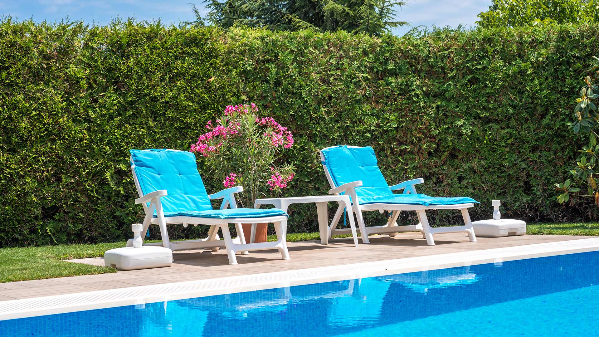 Ferienwohnungen mit Pool