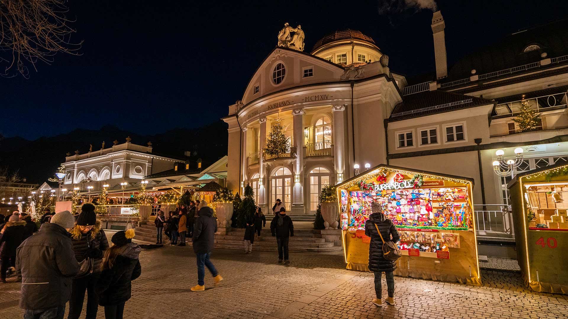 Kurhaus - Weihnachtsmarkt Meran