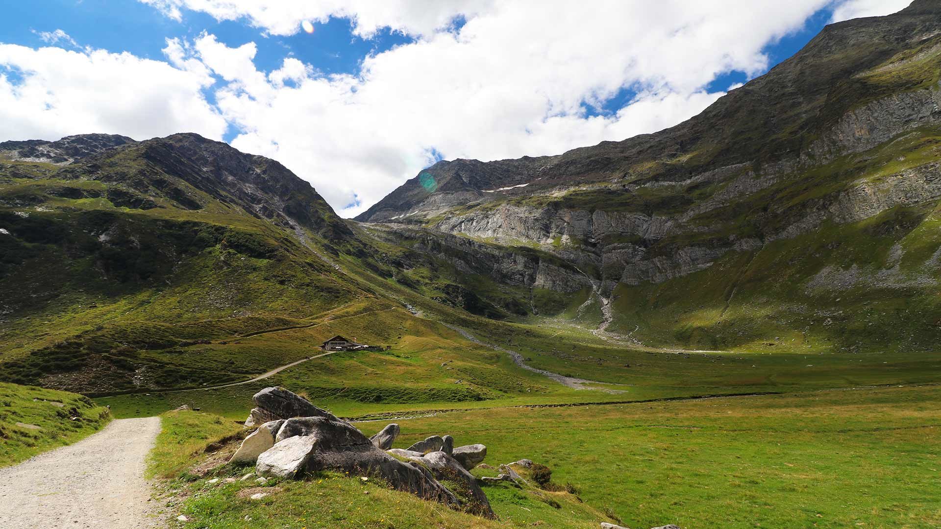 Wanderung zur Lazinser Alm