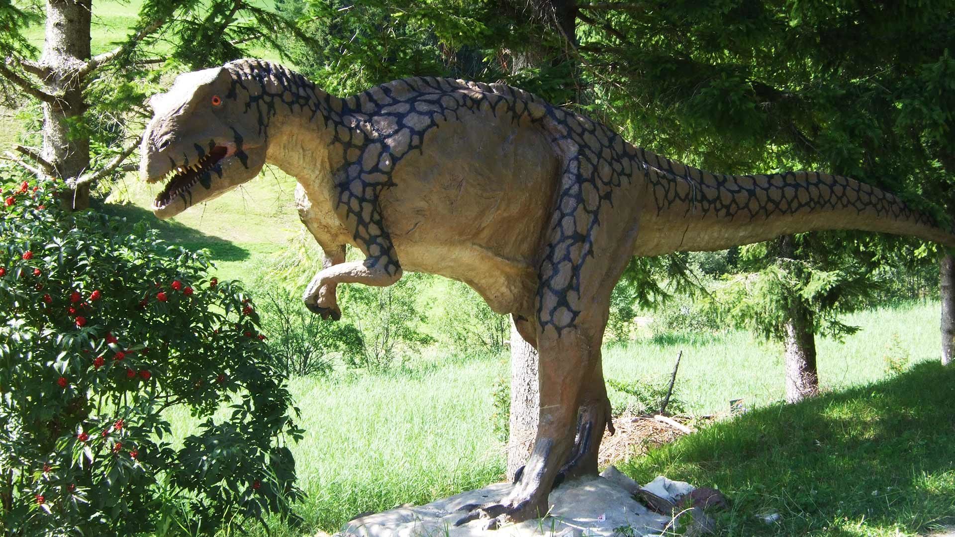 Saurierlehrpfad „Triassic Park“